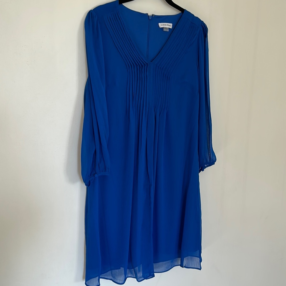 Calvin Klein NWOT Royal Blue Pleated Front Midi Dress